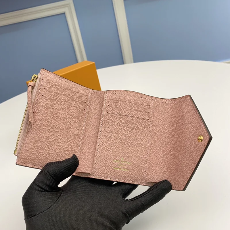 ブランドコピールイ・ヴィトン モノグラム アンプラント 長財布 M64061