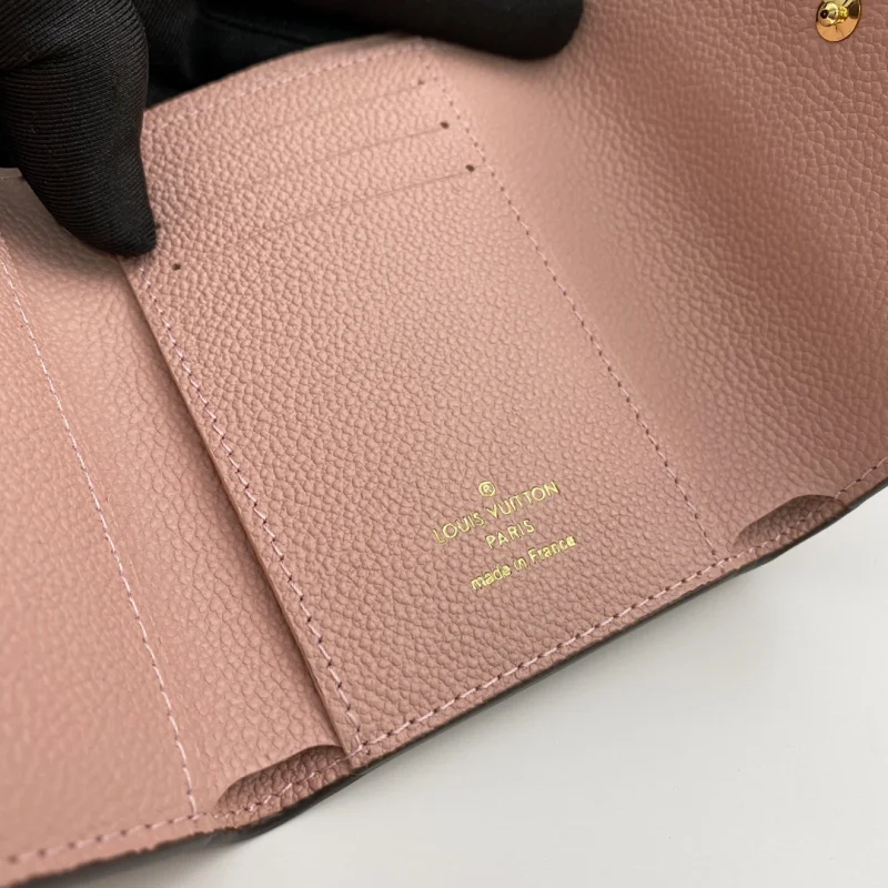 ブランドコピールイ・ヴィトン モノグラム アンプラント 長財布 M64061