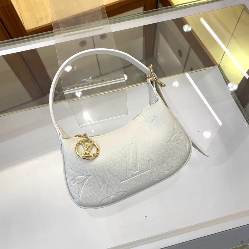 最高級ルイ・ヴィトンコピー アボカドグリーン ミニムーン ハンドバッグ偽物 M82519