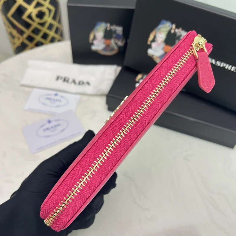 高品質の激安プラダのジッパースーパーコピー財布 140727