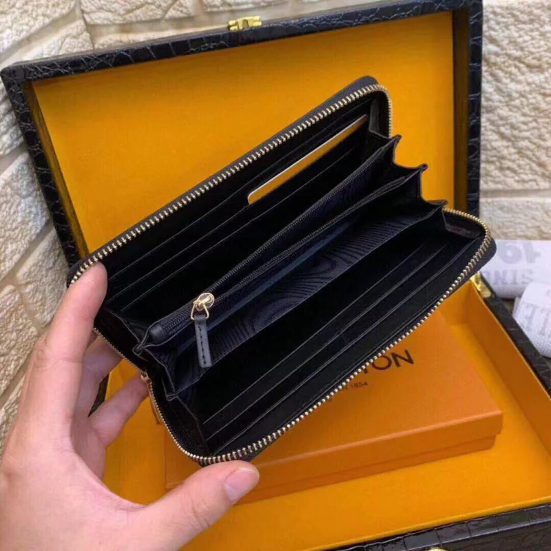 ルイ・ヴィトンのシングルハンドプルスーパーコピー偽物財布 143936