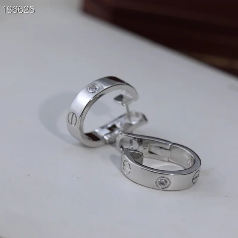 新品カルティエスーパーコピー ソリティアピアス 256529