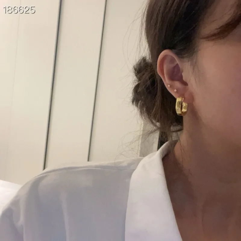新品カルティエスーパーコピー ソリティアピアス 256529