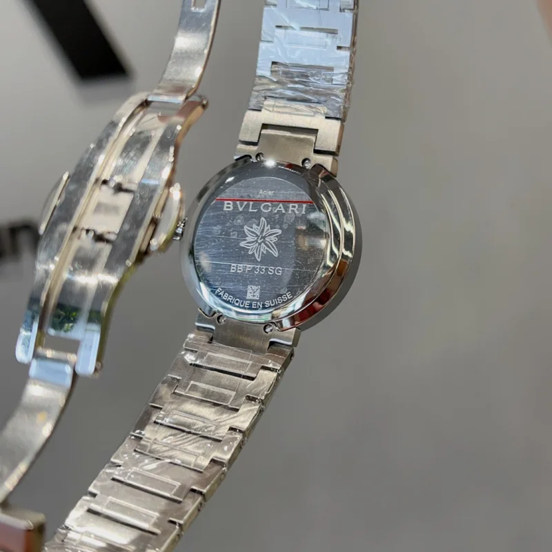 ブルガリの新しいスタイル 女性 クォーツコピー時計 310089