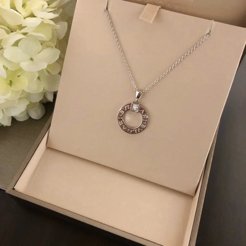 ブルガリラウンドケーキ プラチナスーパーコピージュエリーネックレス 324512