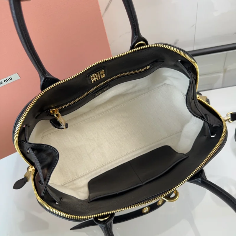 新品ミュウミュウ アバンチュール ナッパレザー ハンドバッグコピー 5BB168