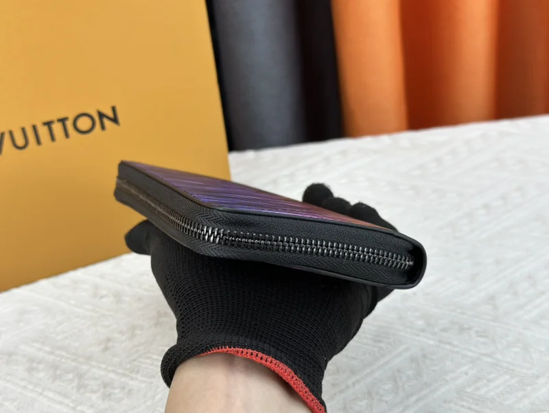 ルイ・ヴィトン メンズ 縦型ジッパー 財布送料無料 82587
