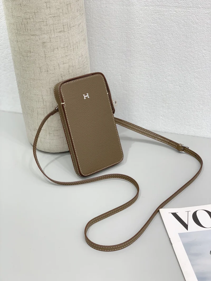 エルメススーパーコピー新作入荷ハックアボックス携帯電話ケース 9853