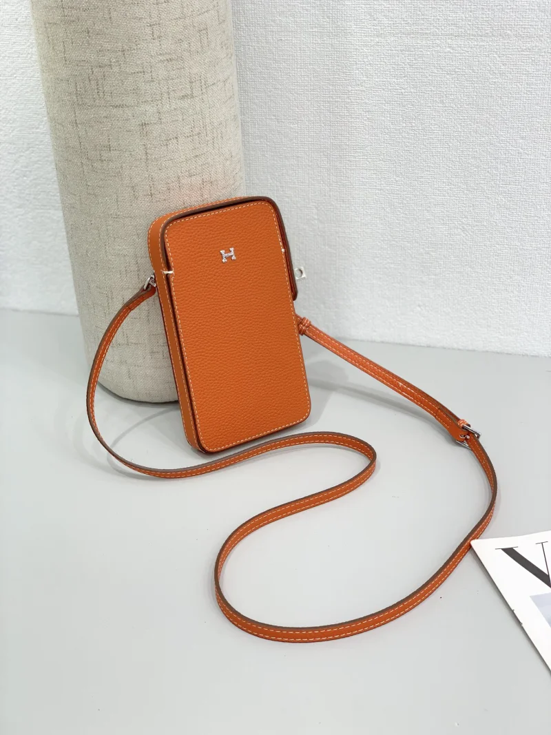 エルメススーパーコピー新作入荷ハックアボックス携帯電話ケース 9853