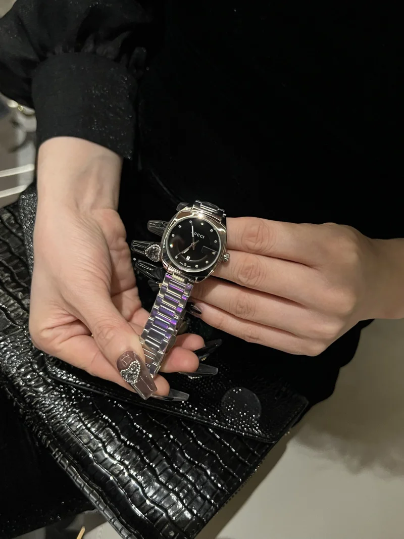 人気グッチ女性のクォーツ時計コピー GG2570