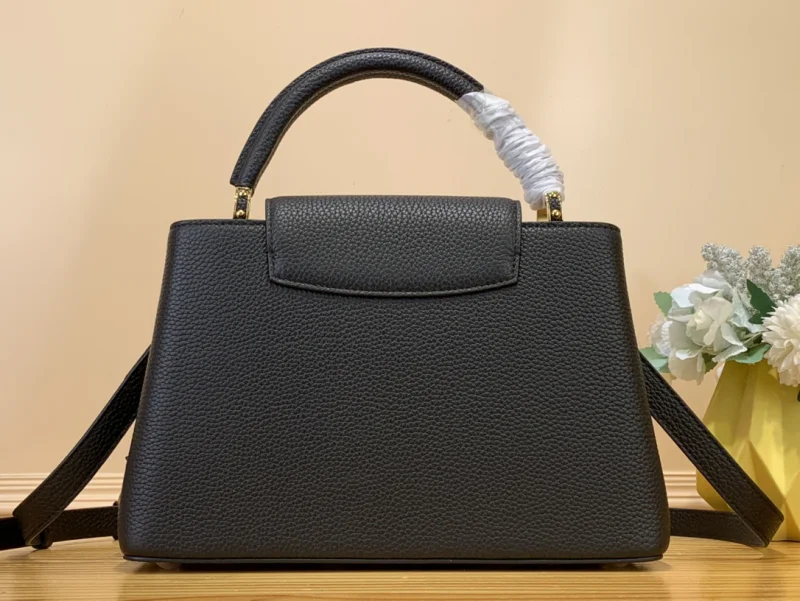 ルイ・ヴィトン ブラック チェーン バッグ偽物品専門店 M23950
