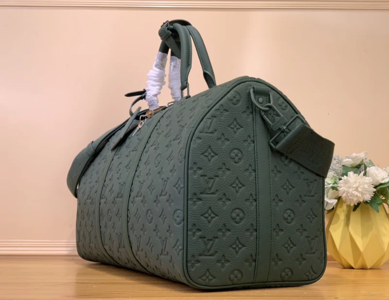 大人気のブランドルイ・ヴィトン ダークグリーン エンボススーパーコピーバッグ M24440