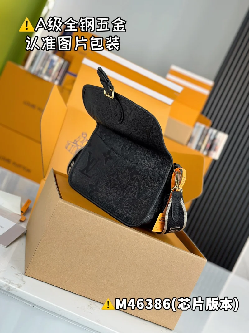2024新款ルイ・ヴィトン ダイアン ハンドバッグ M46386