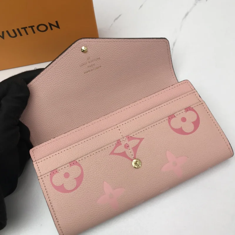 人気ブランド新作ルイ・ヴィトンのコピー財布 M60537