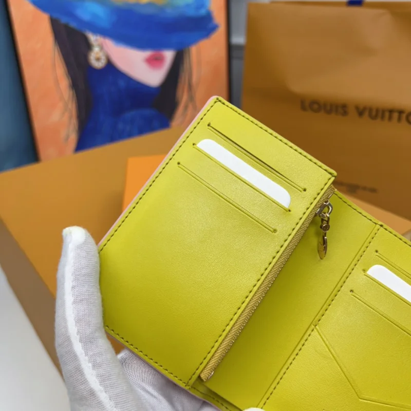 高品質スーパーコピールイ・ヴィトン ショート ピンク財布 M82144