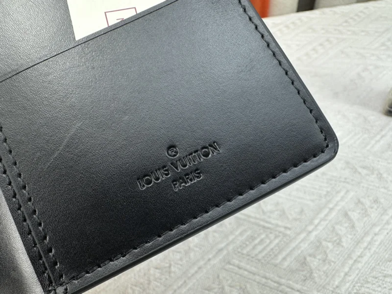 ルイ・ヴィトン ブラザスーパーコピー高品質の激安財布黒 N82820