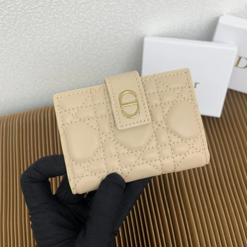 ディオールスーパーコピー カロ ダンデライオン カード ホルダー激安財布 S5156