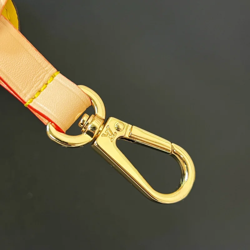 新品 ルイ・ヴィトンコピー レモン小銭入れペンダント lv56302