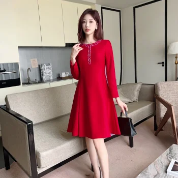 服 321915 スーパーコピー