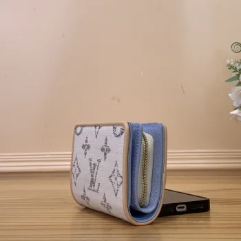 ルイヴィトン財布 M83500 スーパーコピー