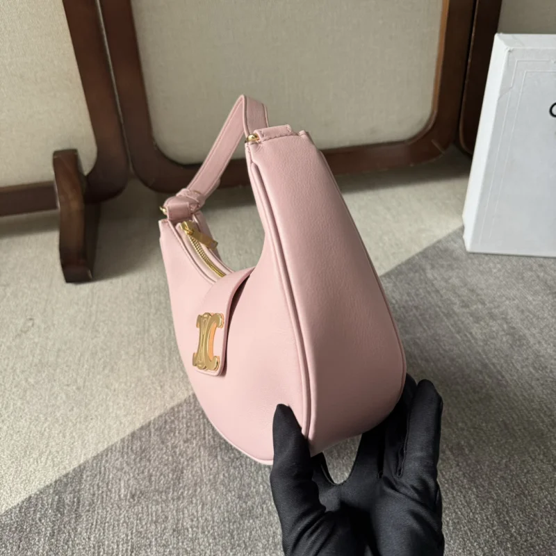 セリーヌショルダーバッグコピーピンクのアンダーアームバッグ送料無料 114493-2