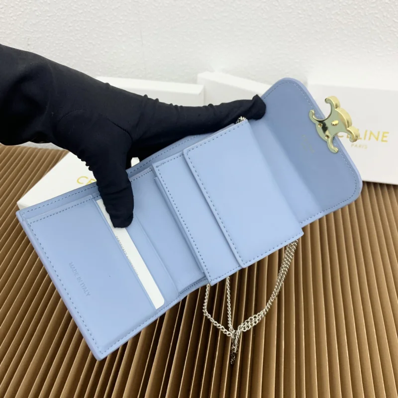 セリーヌコピースモールシャイニースムースシープスキンフラップ激安財布 143919