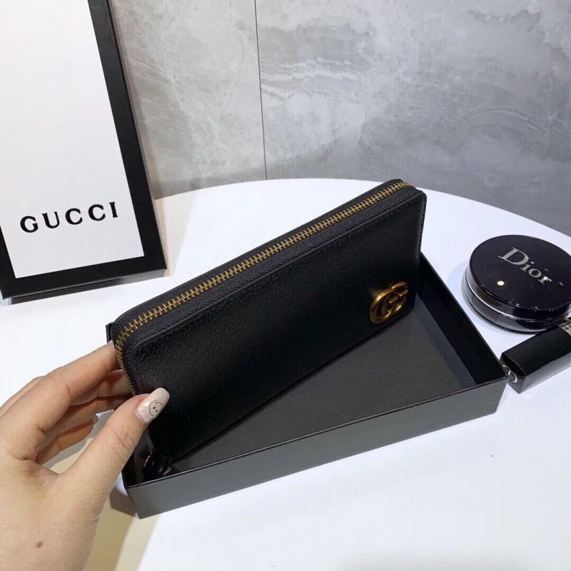 グッチ人気のピッググレインレザーGUCCIスーパーコピー長財布 144915