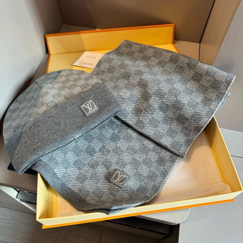 弊社はルイヴィトン商品コピーメンズ ウール ニットスカーフと帽子のセット 146690