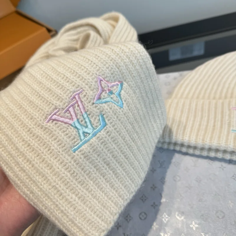 ルイヴィトン偽物マフラーコピー新定番スカーフと帽子のセット品質保証! 146691