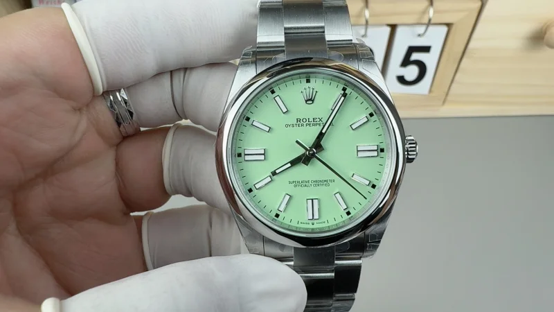 2025年製ロレックス オイスターパーペチュアルピスタチオグリーンコピー時計 173394