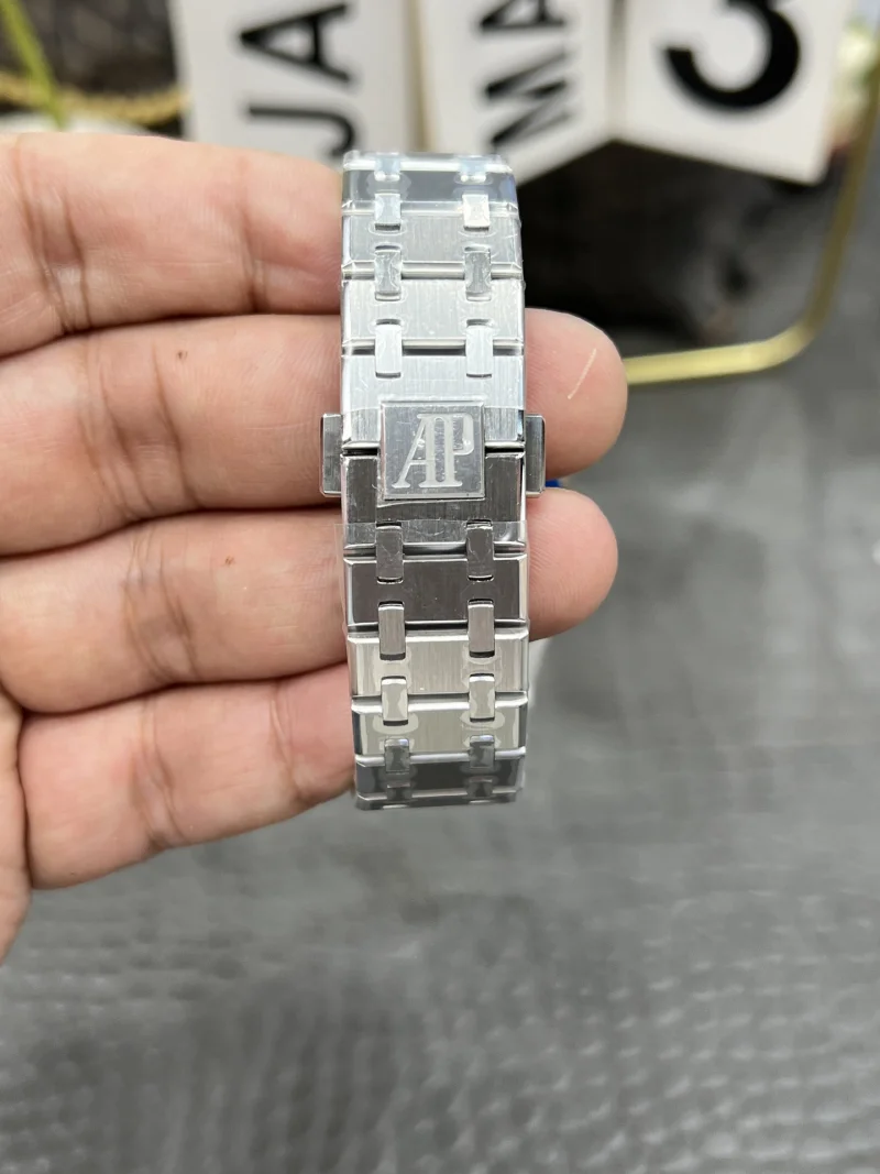 世界では激安オーデマピゲスーパーコピー時計ロイヤルオーク15400シリーズ 174991