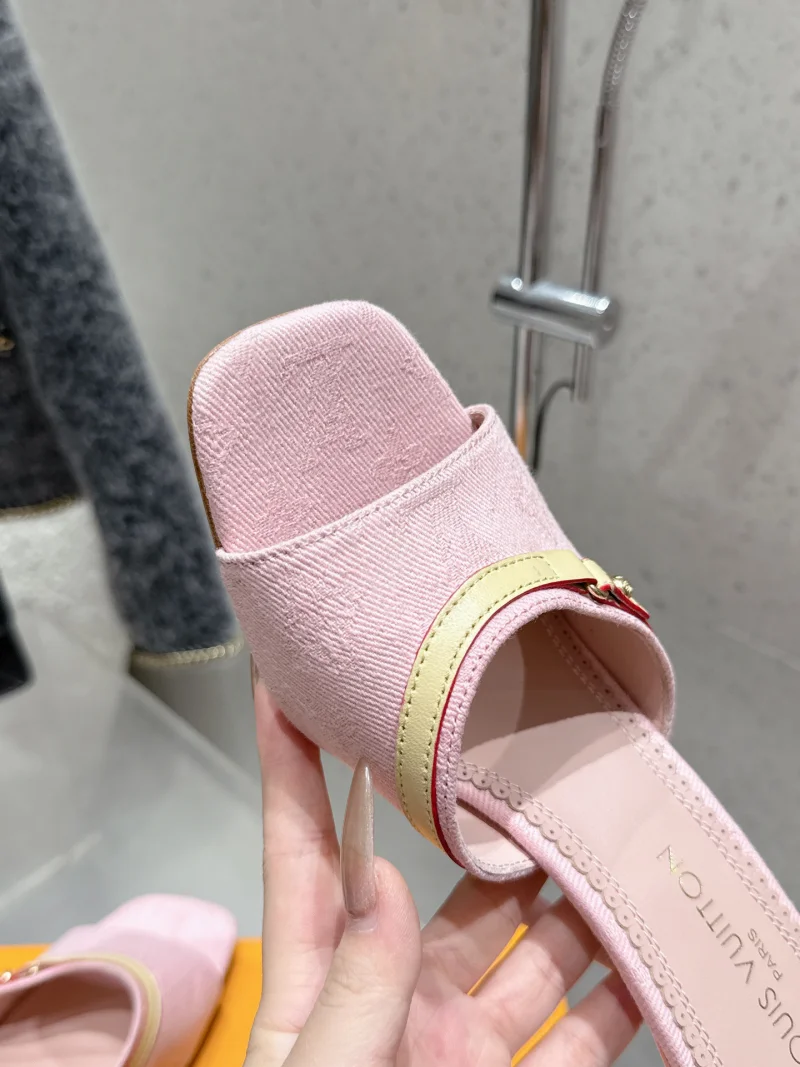 大人気女性ルイヴィトンコピーピンクハイヒールサンダル 32041-1