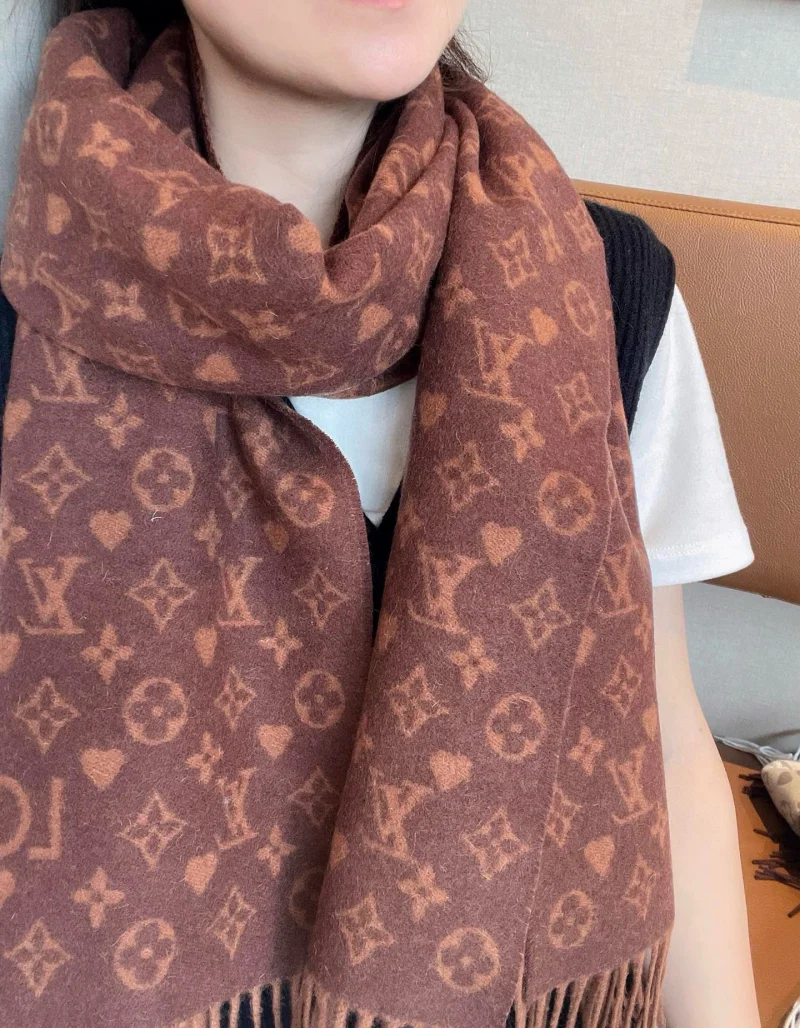 ルイ・ヴィトン可愛いの限定版ハート柄カシミアスカーフコピー 569336