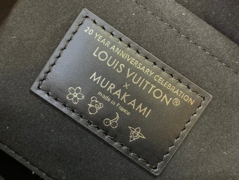 当店のルイ・ヴィトンスーパーコピー黒いハンド激安バッグ M13260