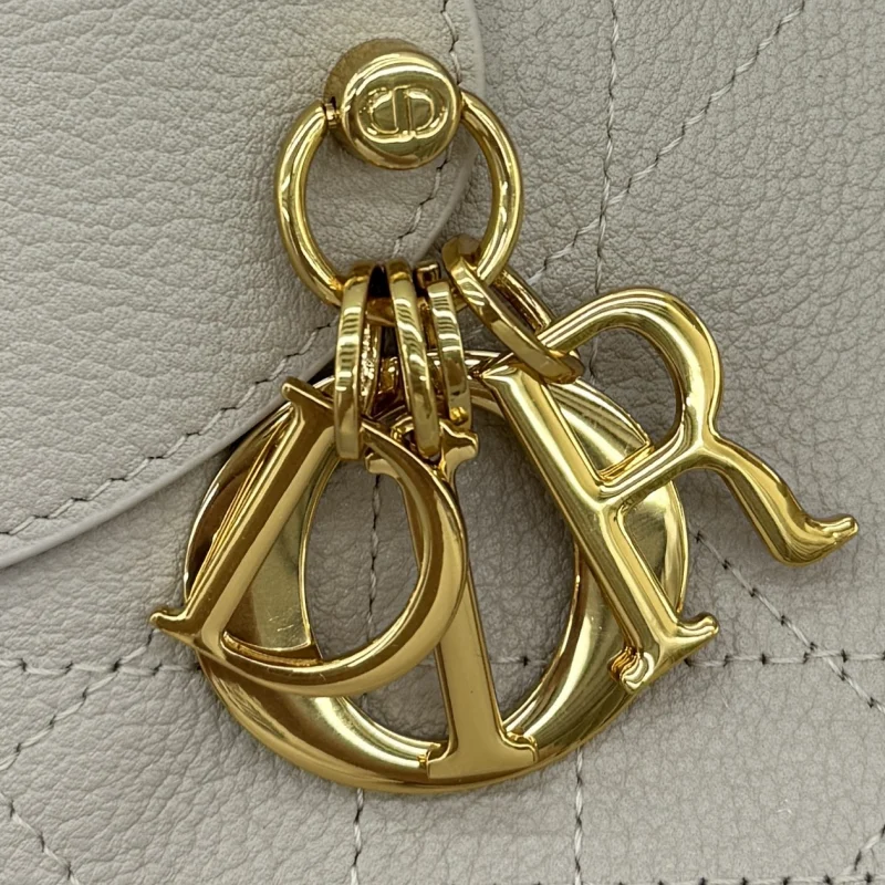 ディオールヴォヤージュルージュベージュスーパーコピーハンドバッグ偽物専門店 M2846-1