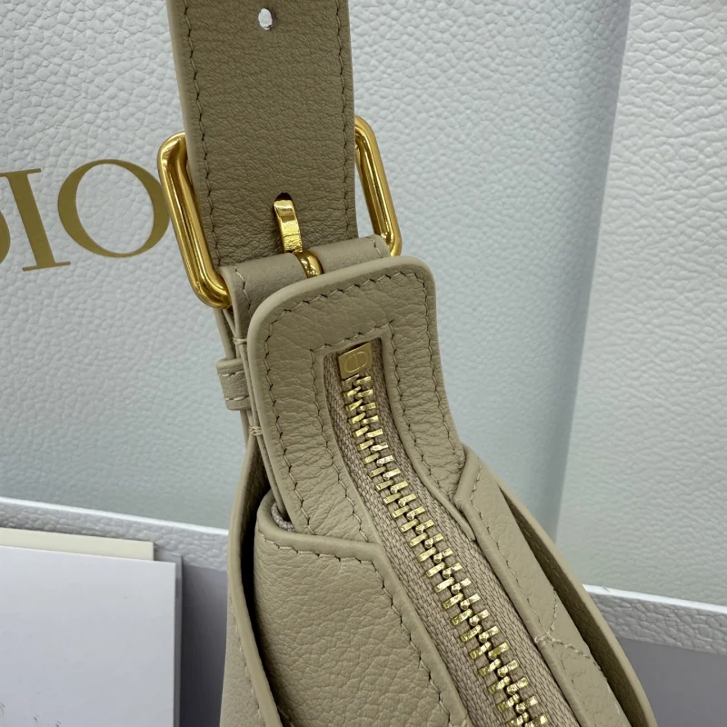 ディオールヴォヤージュルージュベージュスーパーコピーハンドバッグ偽物専門店 M2846-1