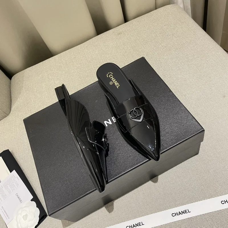 シャネル2025今年のお気に入り美しいヒット商品スリッパコピー ch440399