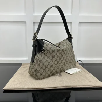人気最高級ブランドのグッチショルダーバッグコピー実用品 815216-1