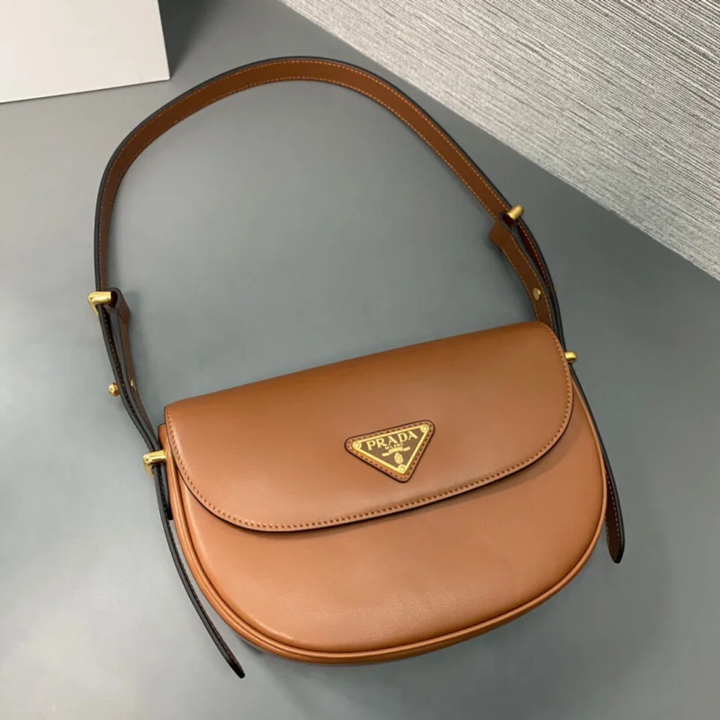 上流階級の女子ブランドコピープラダ ムーン人気商品ハンドバッグ 1BD365-2