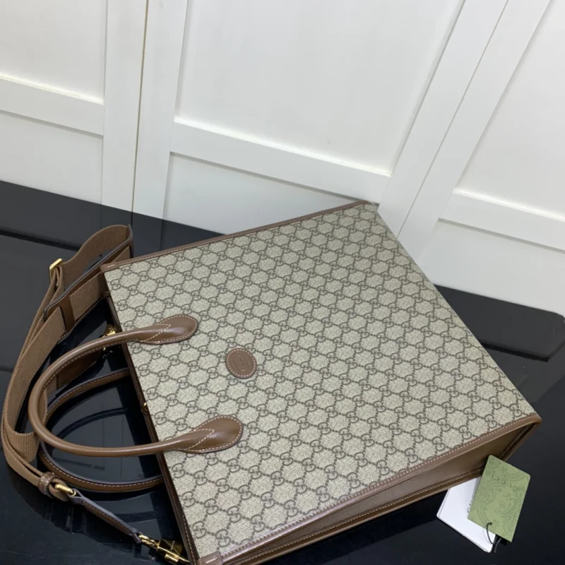 新商品グッチバッグトートバッグコピーのアプリコットブラウン老舗 674155-1品質が完璧100%保証
