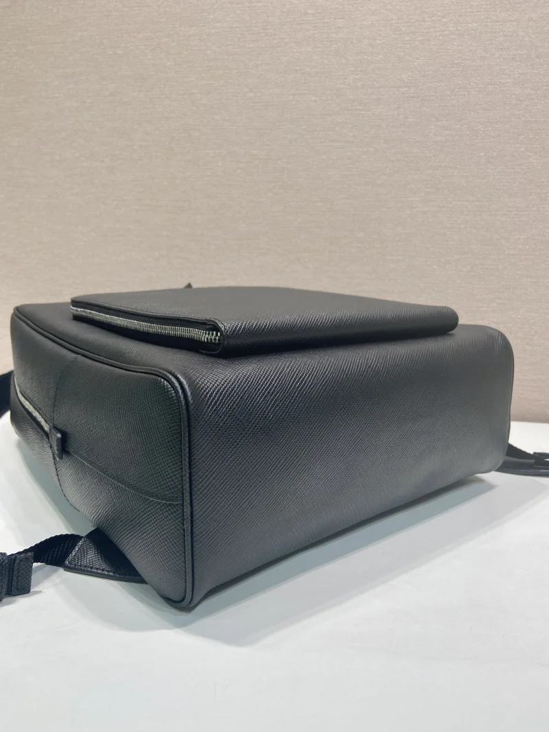 上流階級のプラダ黒バックパックスーパーコピー続々登場! 78009-1