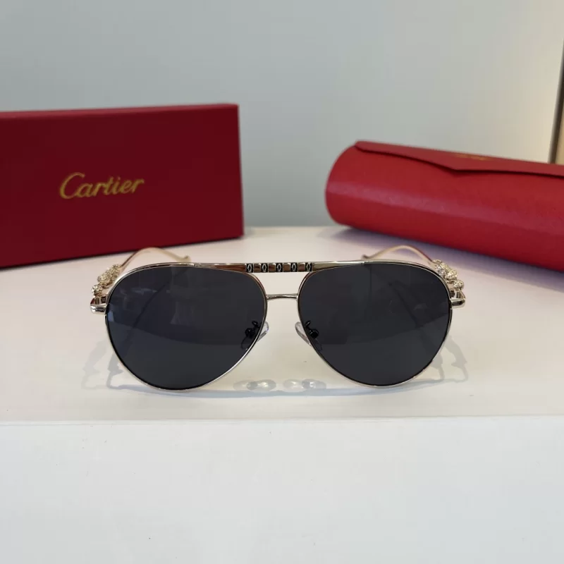 カルティエサングラスコピーCT0299S正面