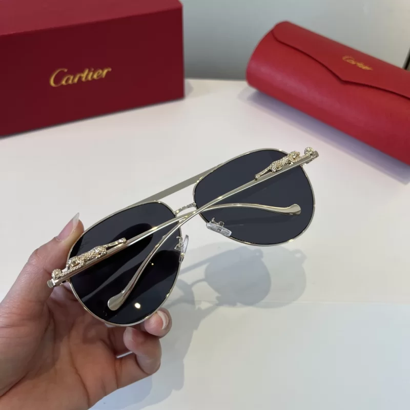 極めて精巧で最高品質のカルティエコピー製サングラス CT0299S