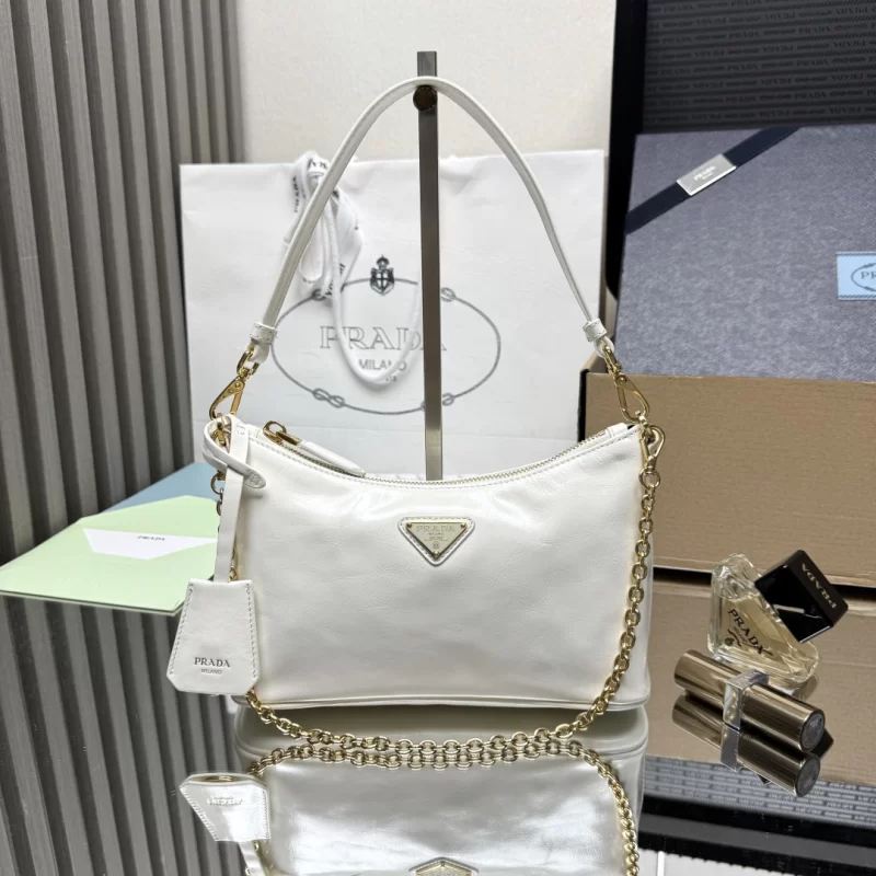 プラダバッグコピー1BC305正面