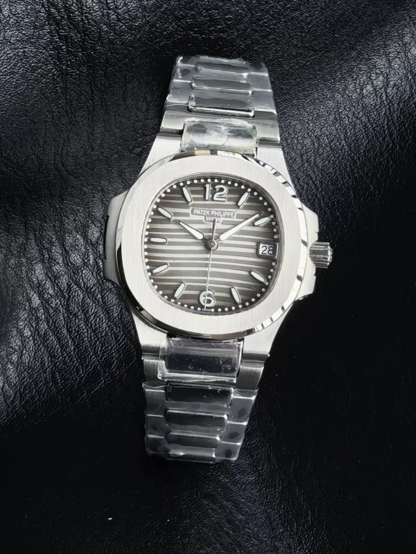 パテックフィリップコピー時計133241 3