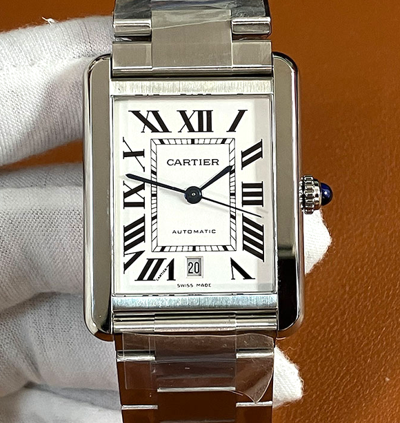 ブランドコピーカルティエW5200028正面