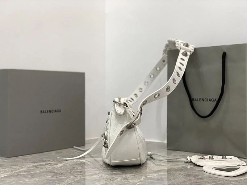 限定希少【アウトレット】バレンシアガ☆クラシックNanoシティバッグ bag22651