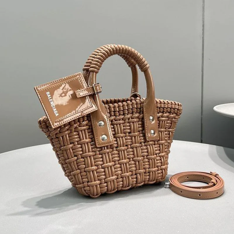 一目惚れ♪バレンシアガ★Bistro Bucket Bag ビストロバケットバッグ 偽物 bav63091