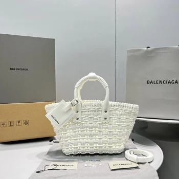 バレンシアガバッグ 6713422IE3Y9000 スーパーコピー