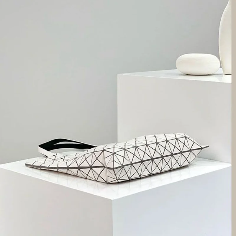 すぐ届 BAOBAO ISSEY MIYAKE 偽物クロスボディバック bac26241